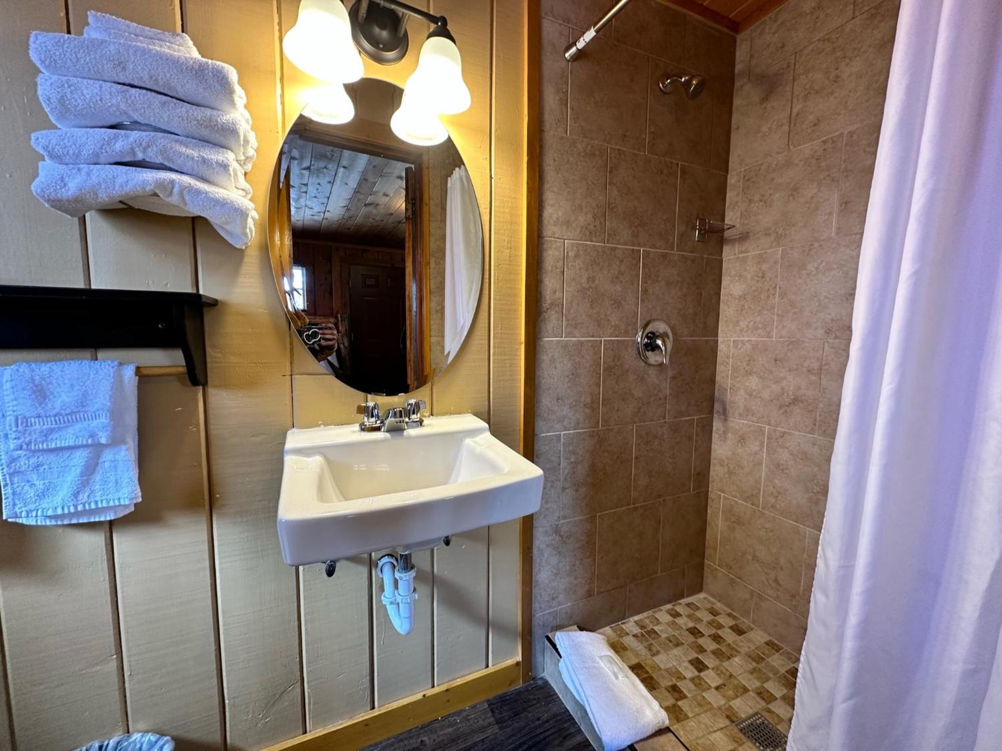 黄石小屋及房车露营地 西黄石 外观 照片