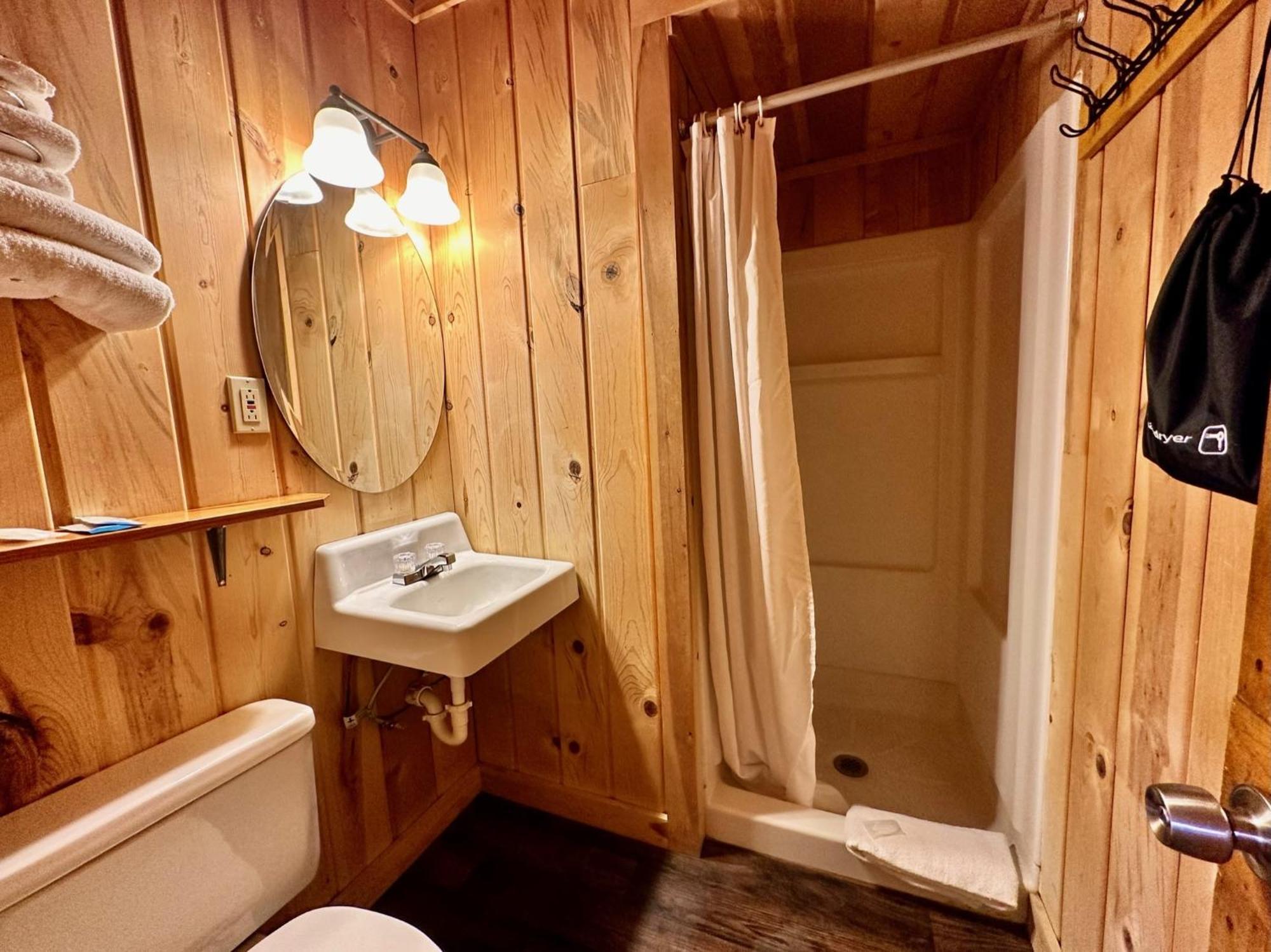 黄石小屋及房车露营地 西黄石 外观 照片