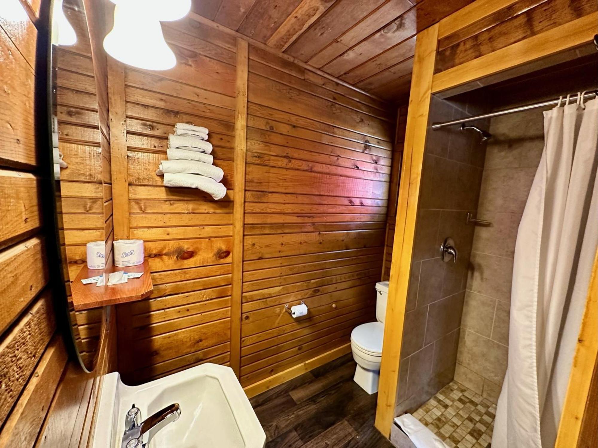 黄石小屋及房车露营地 西黄石 外观 照片
