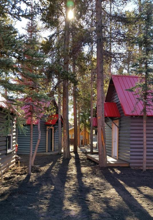 黄石小屋及房车露营地 西黄石 外观 照片